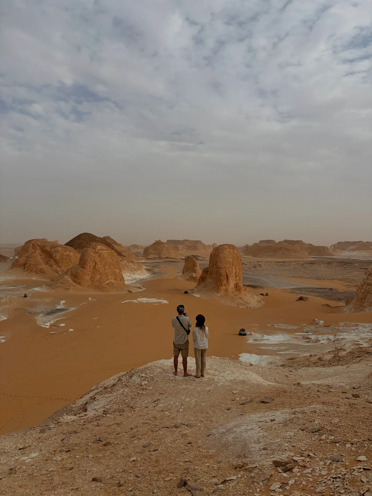 Travelers with the Elzaghandi local team overlooking Agabat Valley in Egypt